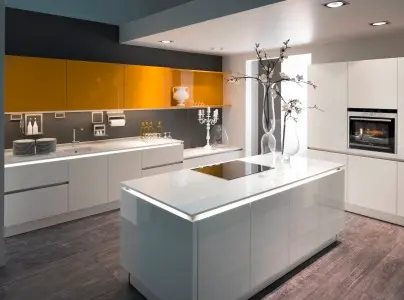 Insulă de bucătărie modernă cu blat extins pentru dining